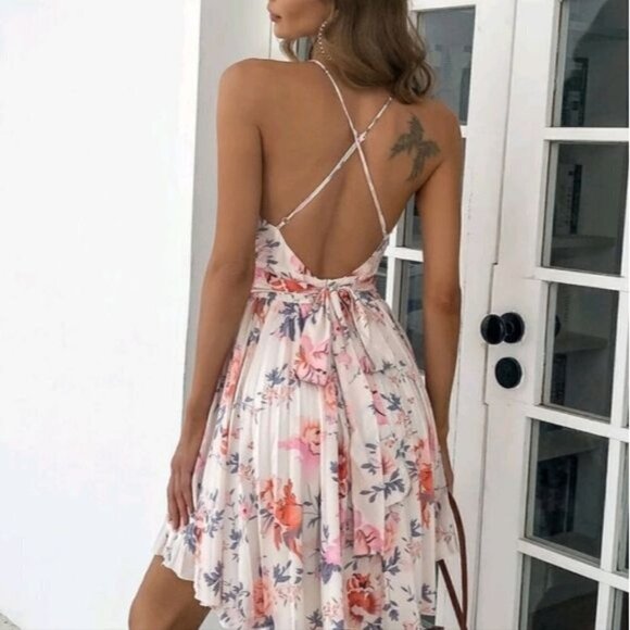 HIGH FASHION DRESS - Picture 2 of 12